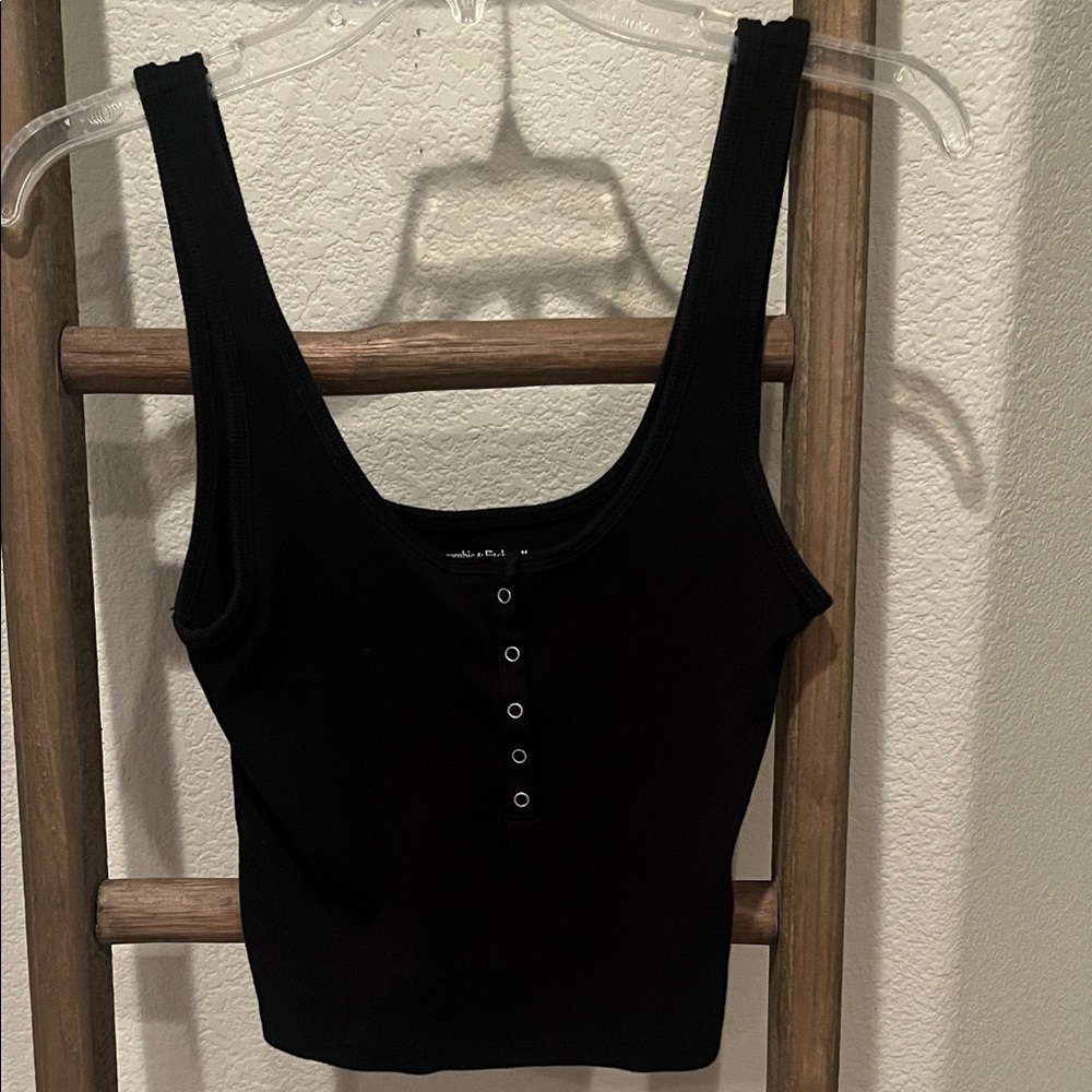 Black Sleeveless Ribbed Top